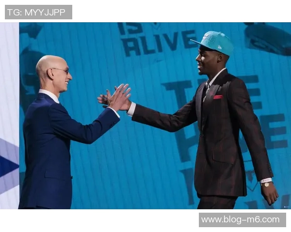 布兰登米勒全场表现亮眼19投11中三分6中6砍下28分6篮板5助攻